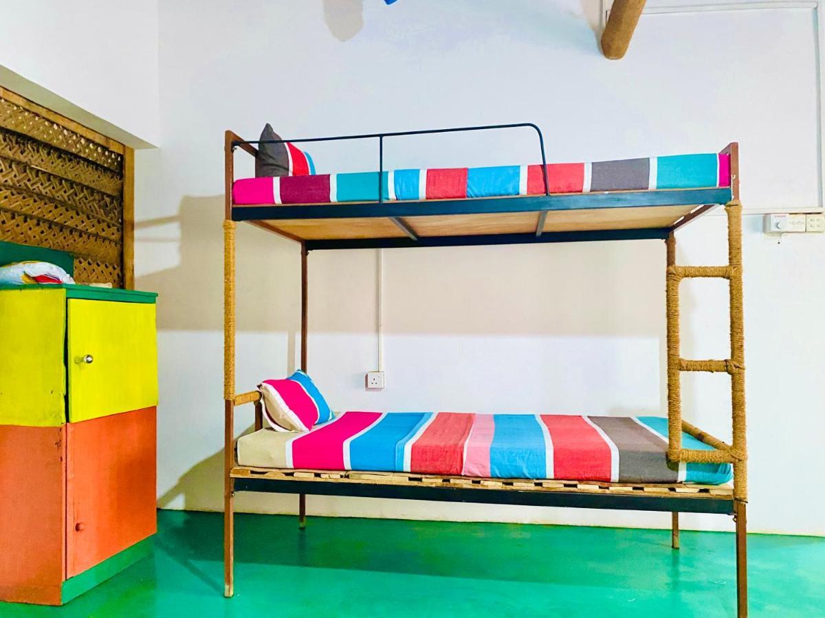 Reggae Paradise Hostel Сигирия Екстериор снимка