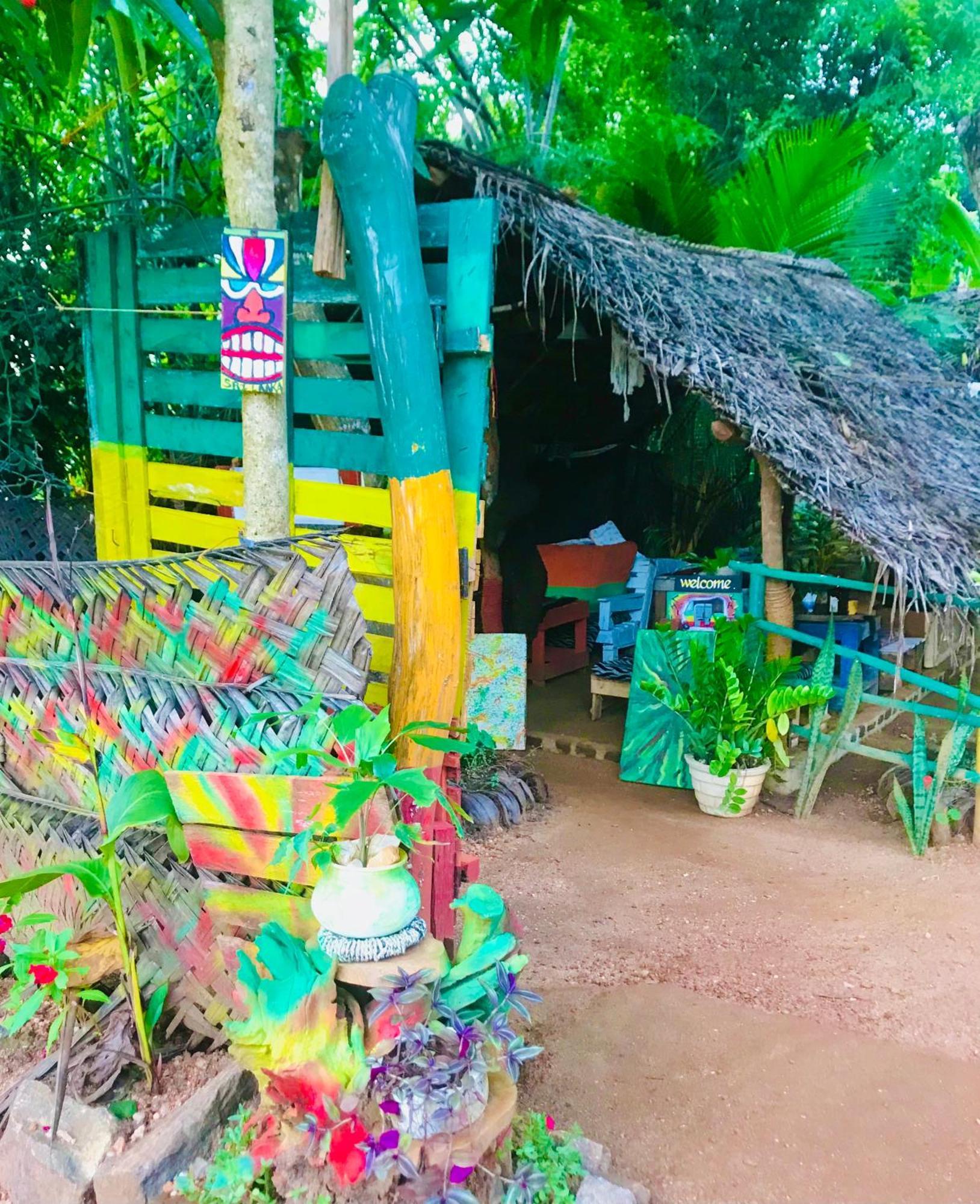 Reggae Paradise Hostel Сигирия Екстериор снимка